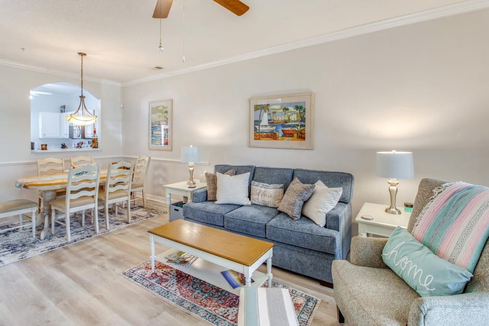 Resort Pool & Golf: Centrally Located NMB Retreat! House in North Myrtle Beach