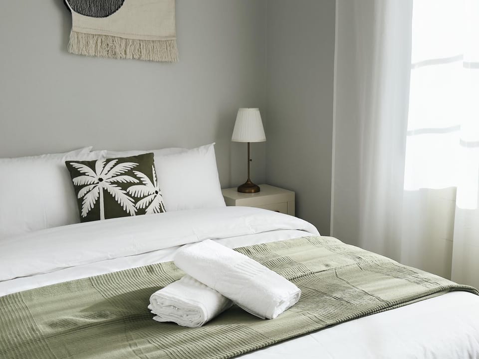 Bed, Decorative detail, Bedroom