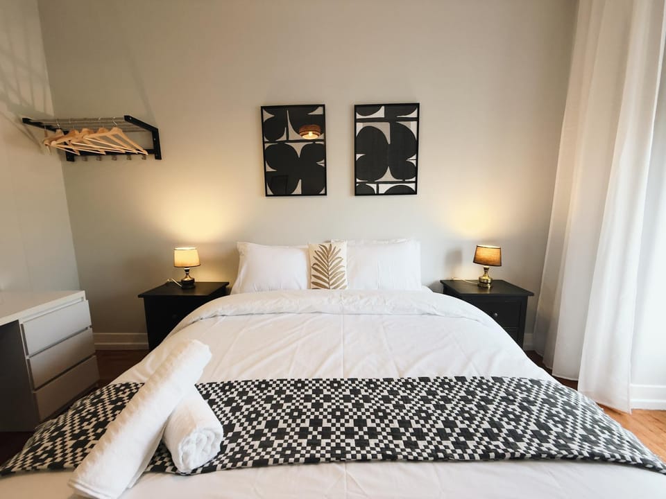 Bed, Bedroom
