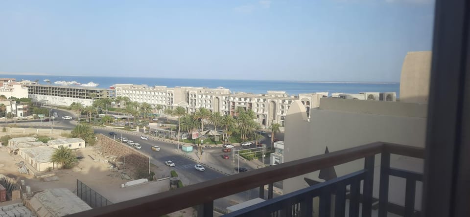 Neighbourhood, Bird's eye view