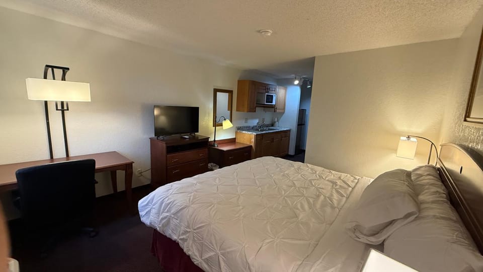 TV and multimedia, Photo of the whole room