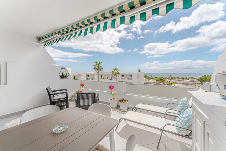 View (from property/room), Balcony/Terrace
