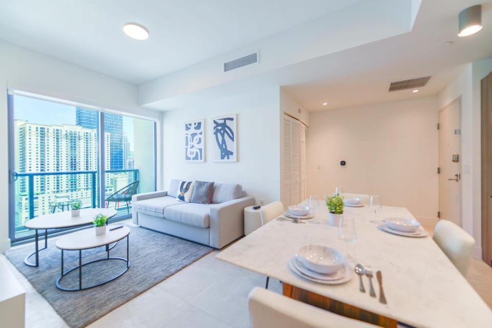 Living room, Seating area, Dining area