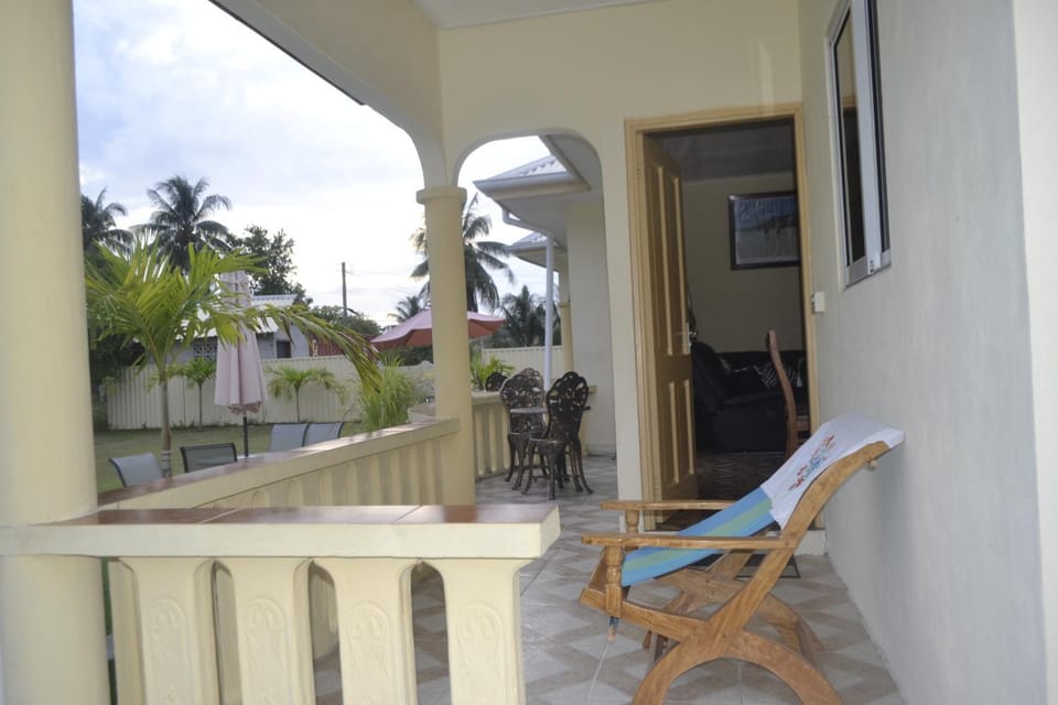 My Ozi Perl Creole Vila House in Africa