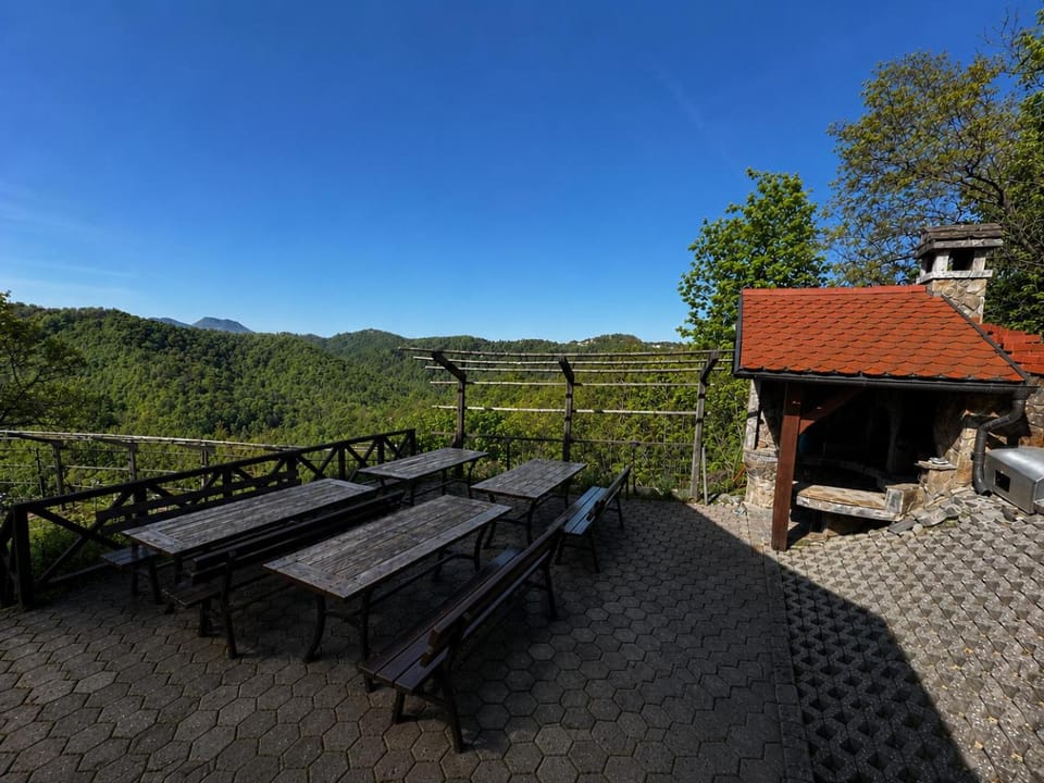 BBQ facilities, Balcony/Terrace