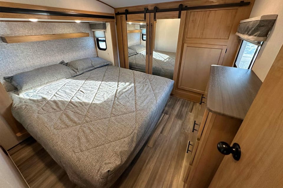 Fernie RV Resort Campground/ 
RV Resort in Fernie