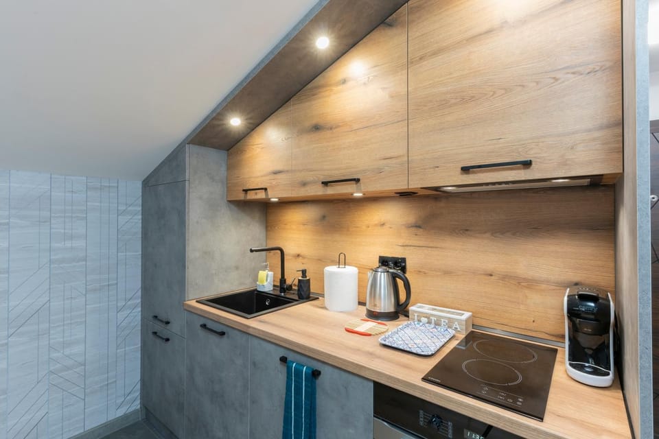 Urban Five #3 - Stylish One-bedroom apartments with Kitchen & Parking Apartment in Veliko Tarnovo