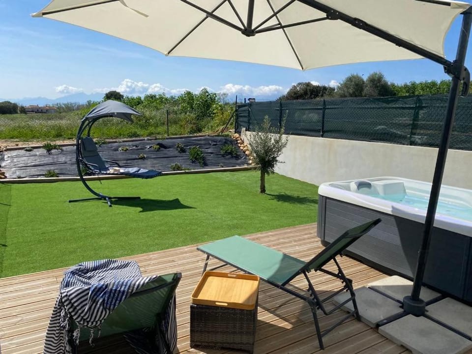 Patio, Garden