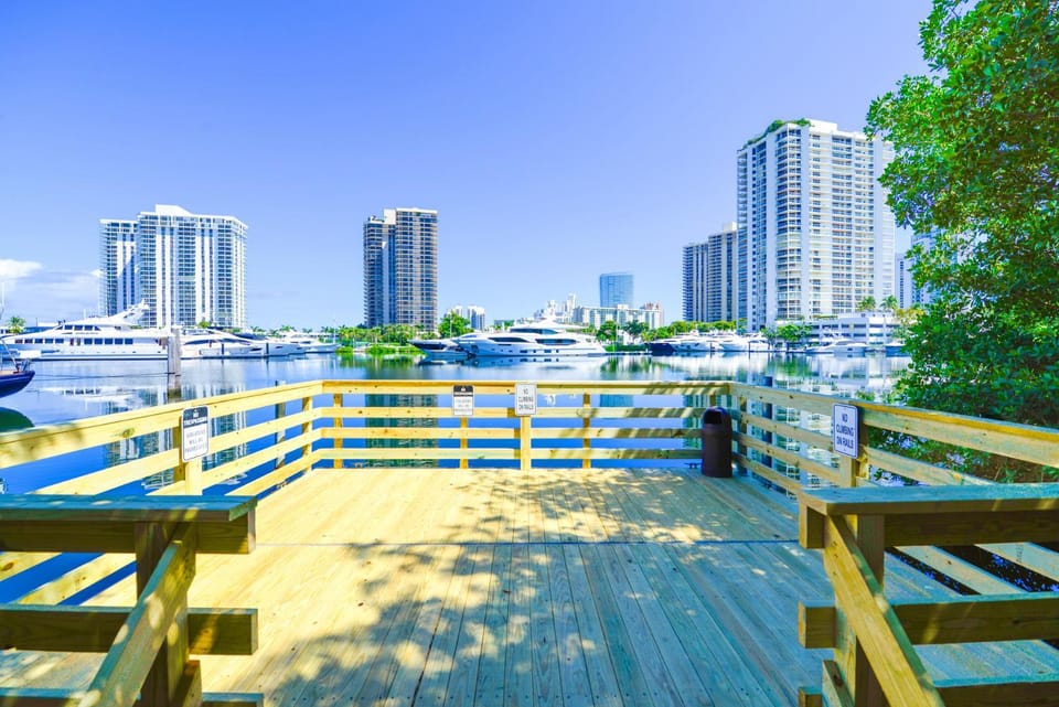 Property building, City view, Lake view