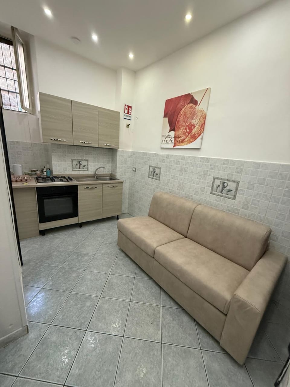Kitchen or kitchenette, Living room, stove