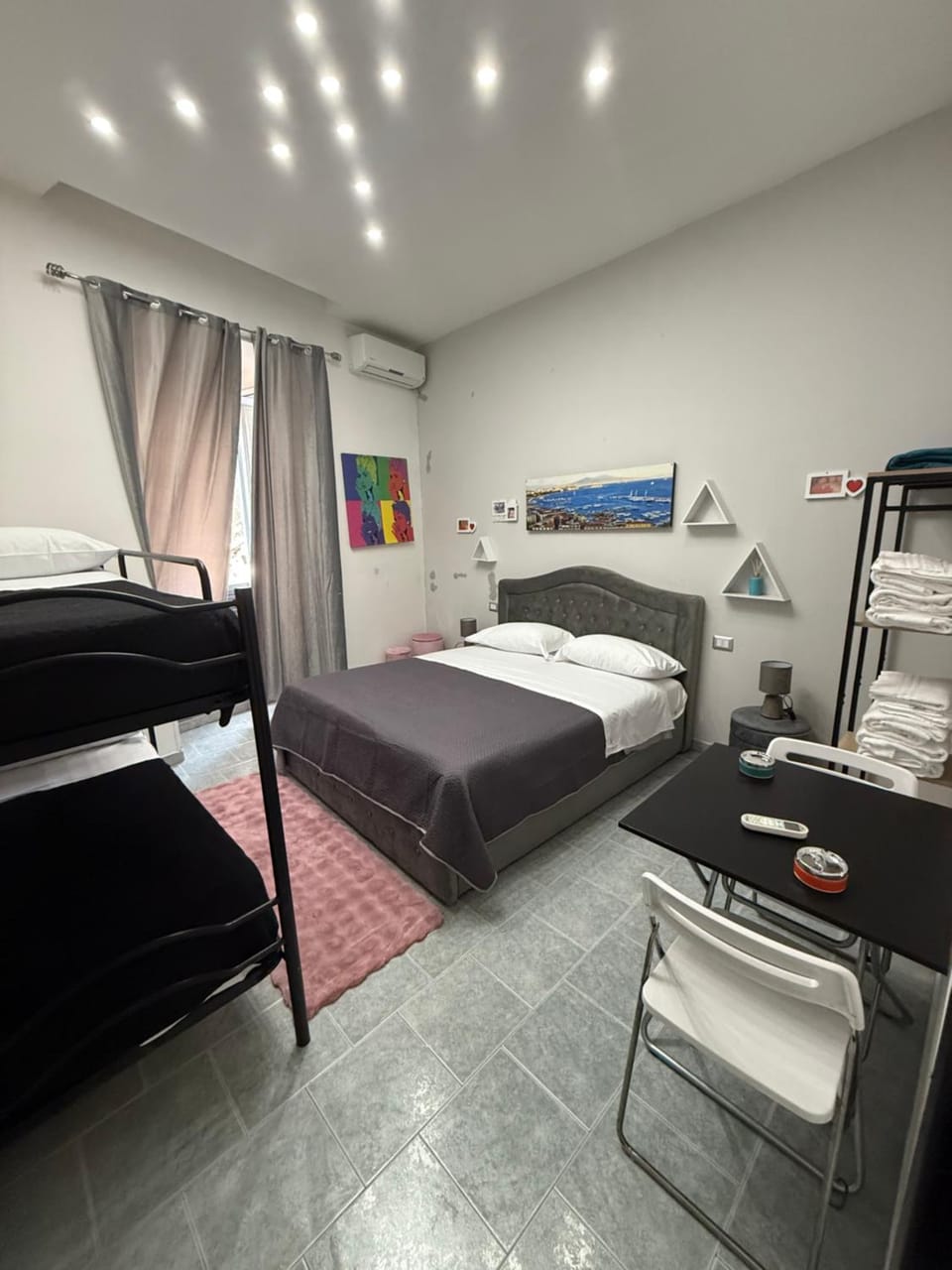 TV and multimedia, Bedroom, hair dresser