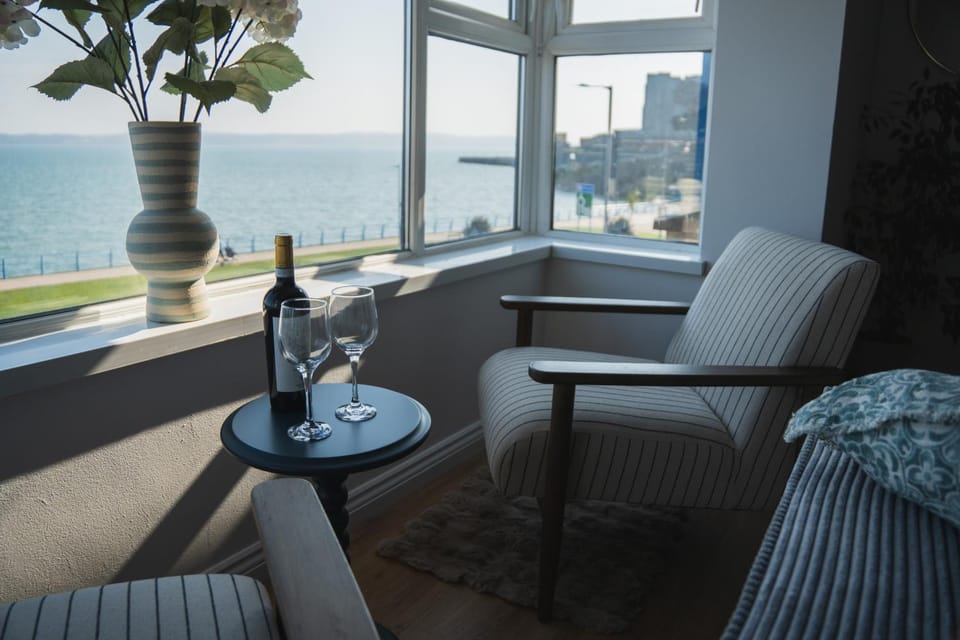 Tranquil Tides Apartment in Carrickfergus