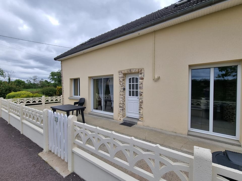 Aux charmes de la campagne House in Normandy