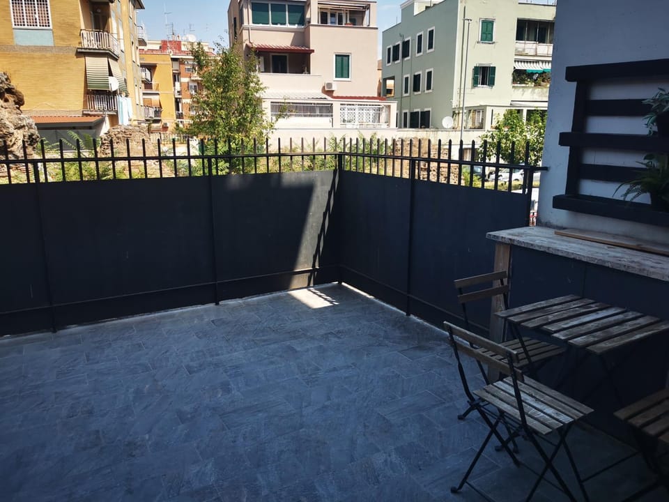 Patio, Balcony/Terrace