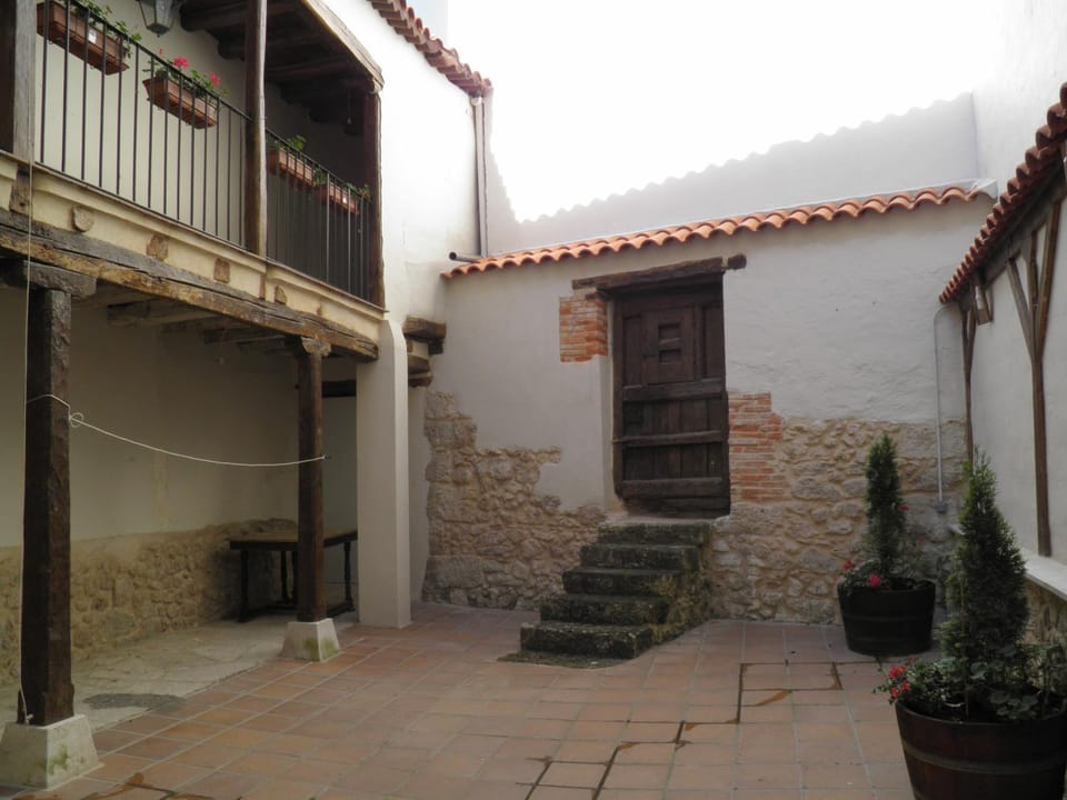 Facade/entrance, Day