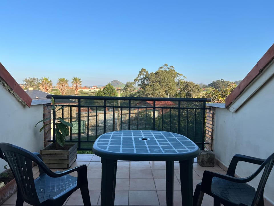 View (from property/room), Balcony/Terrace