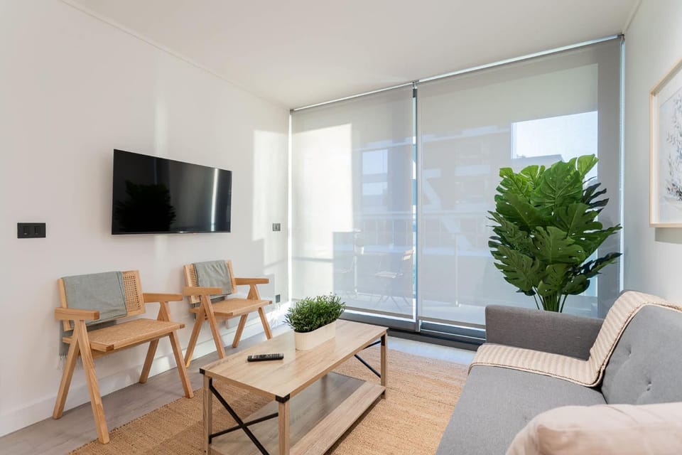 Inviting Retreat 1BR 1BA in Las Condes Apartment in Las Condes