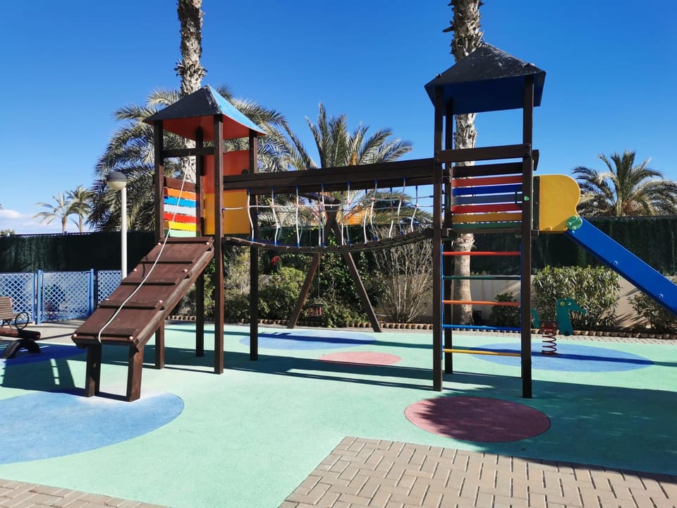 ESTUDIO en PRIMERA LINEA PLAYA Apartment in Alicante