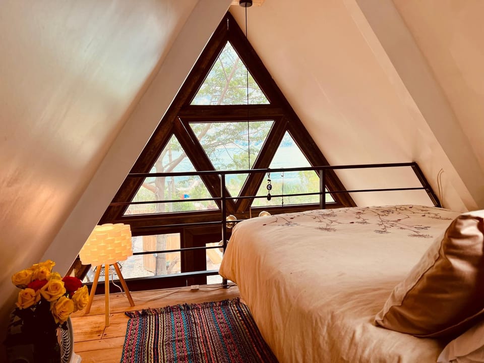 Bed, View (from property/room), View (from property/room), Bedroom