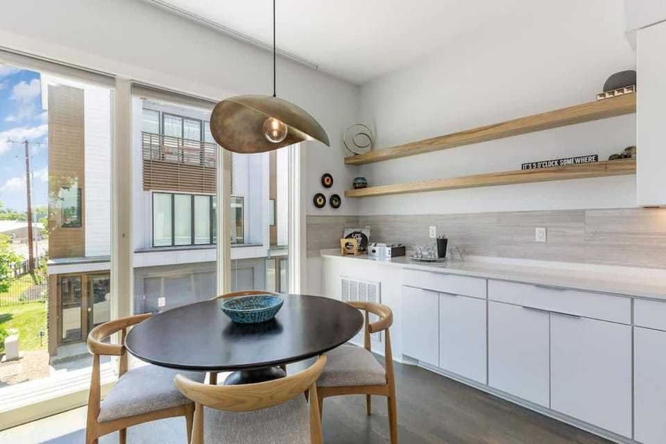 Nashville Notes - Sleeps 8 - Mins to Broadway! House in Nashville