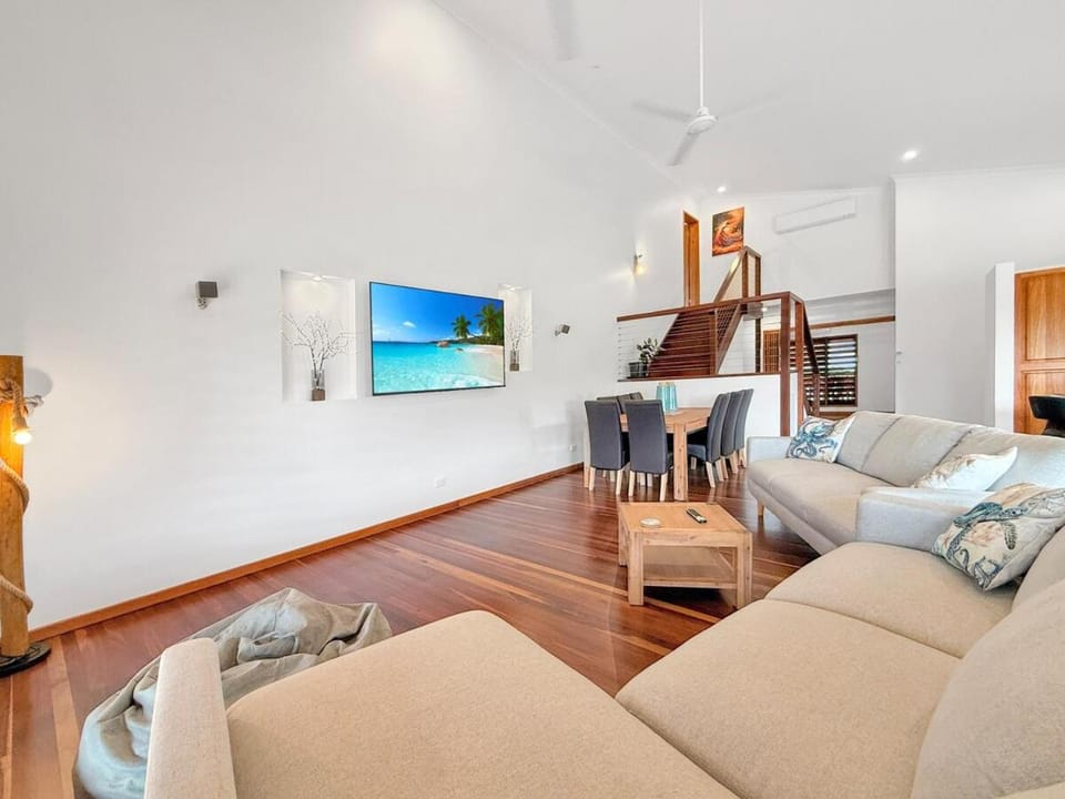 105 on REID House in Wongaling Beach