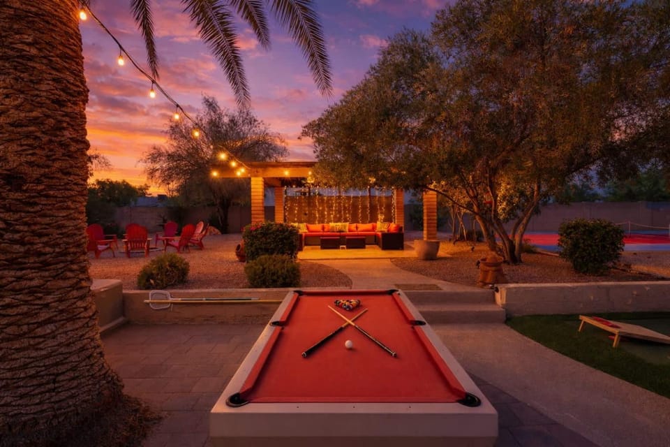 Sunset Palms-Pool, Spa & Sports Court-Scottsdale House in Scottsdale
