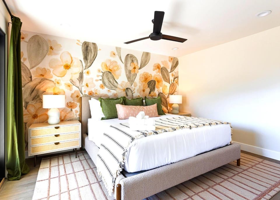 Róse Retreat w/ Coach House-2 Homes-IG Worthy House in Scottsdale