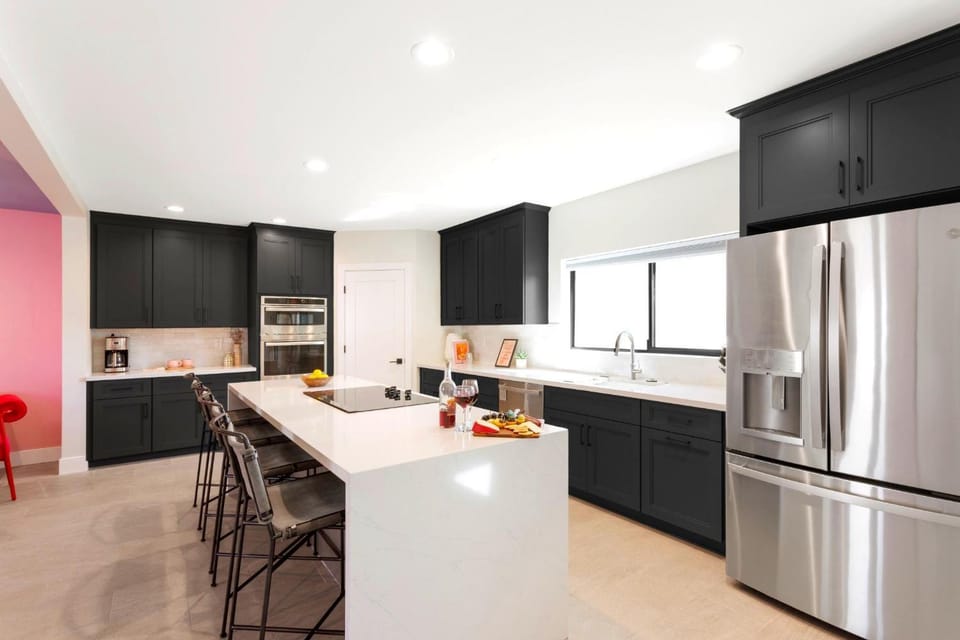 Róse Retreat w/ Coach House-2 Homes-IG Worthy House in Scottsdale