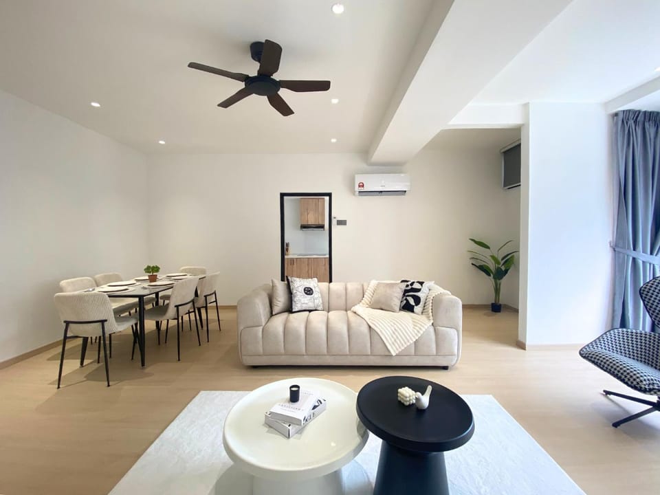 Living room, Photo of the whole room, Seating area, Dining area, air conditioner