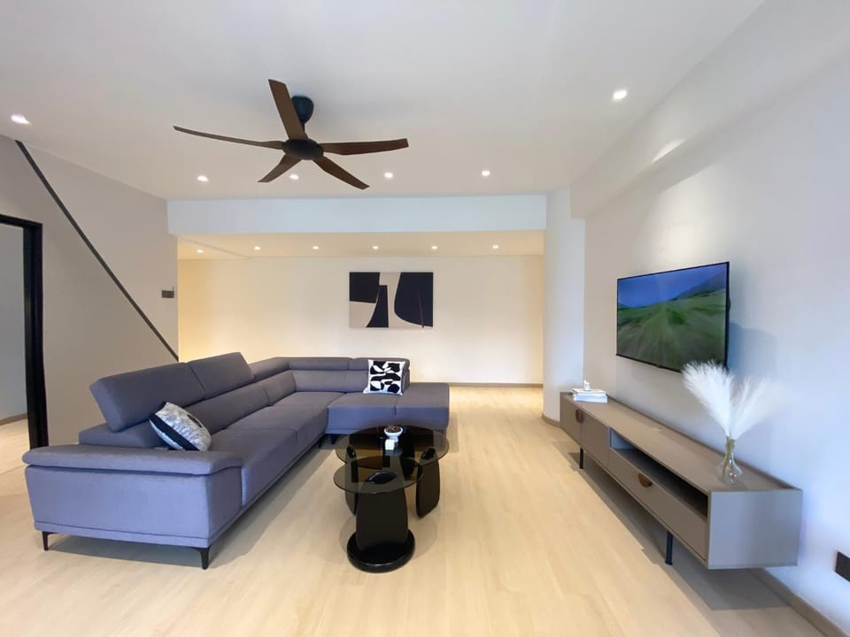 TV and multimedia, Living room, Seating area