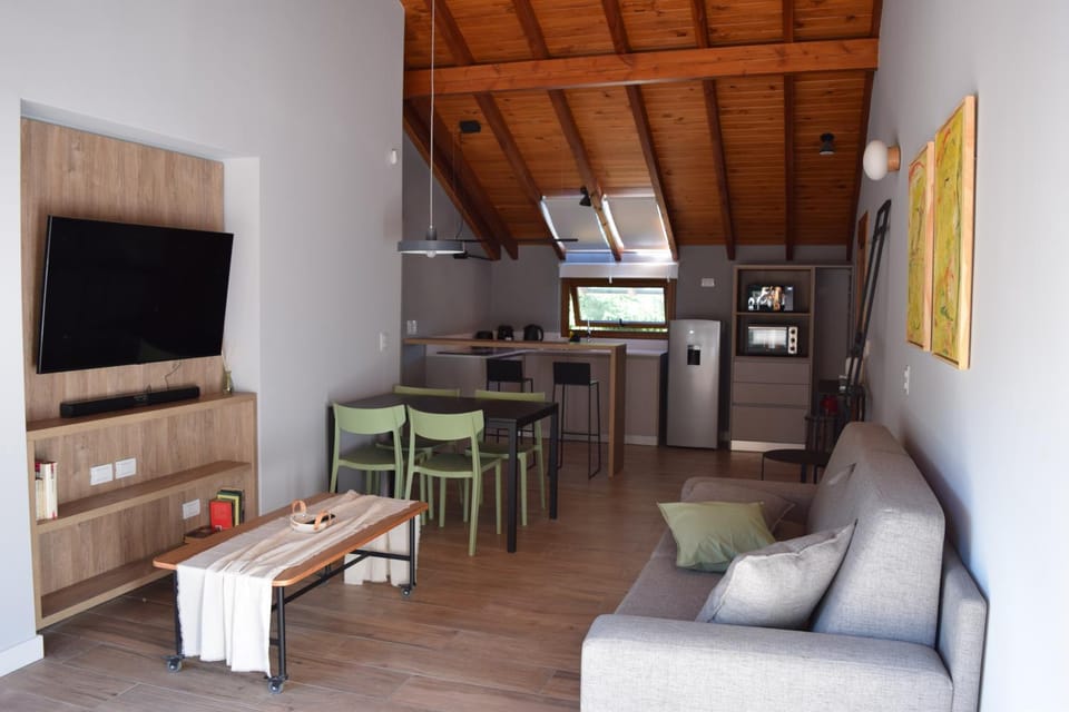 Library, TV and multimedia, Kitchen or kitchenette, Living room, Dining area