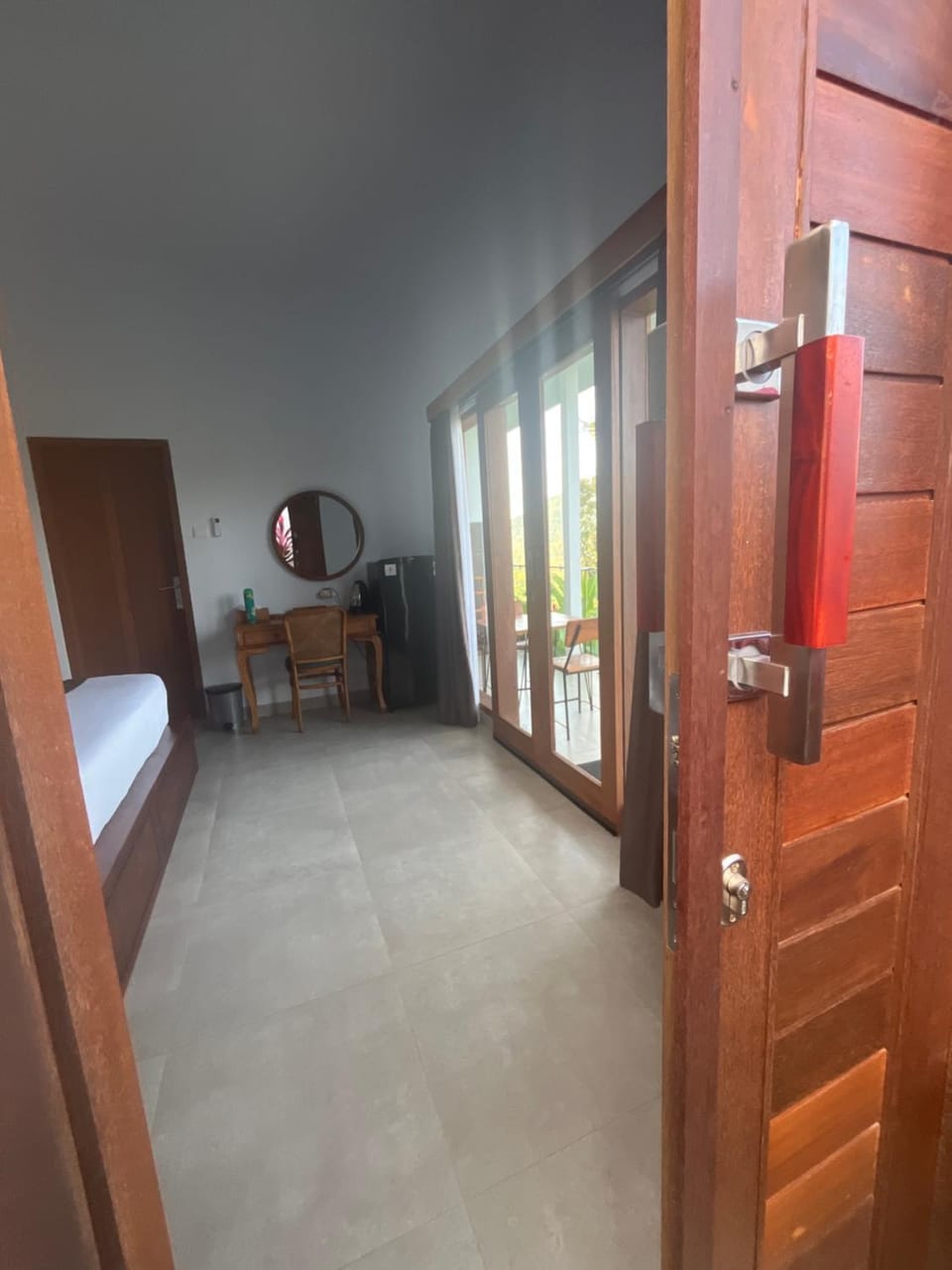 Bed, Photo of the whole room