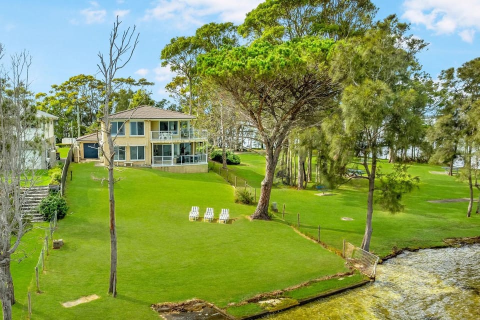 Island Point by Experience Jervis Bay House in Saint Georges Basin