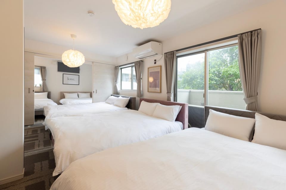 Bed, Bedroom, air conditioner