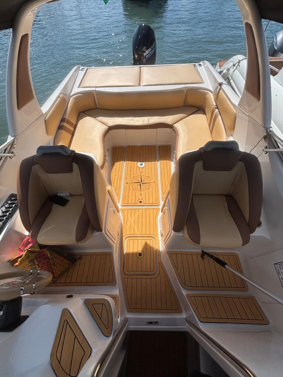 Lancha elite Docked boat in State of São Paulo