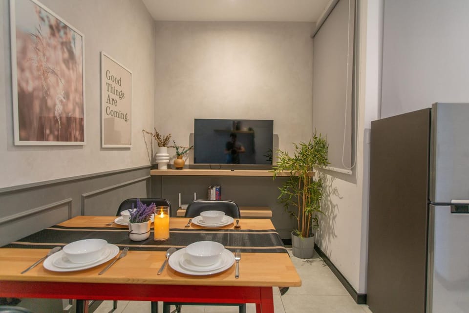 TV and multimedia, Dining area