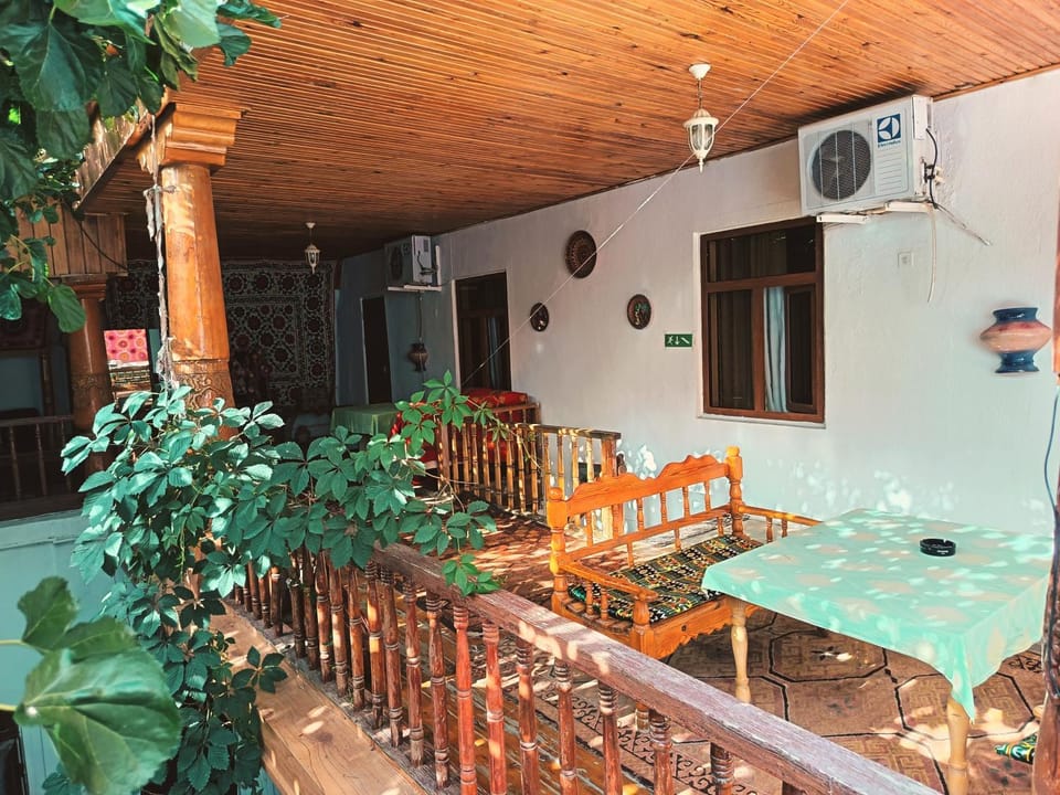 Balcony/Terrace, Seating area, Dining area