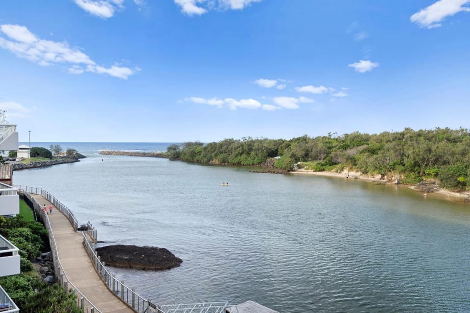 Nearby landmark, Day, Natural landscape, Beach, River view, Sea view