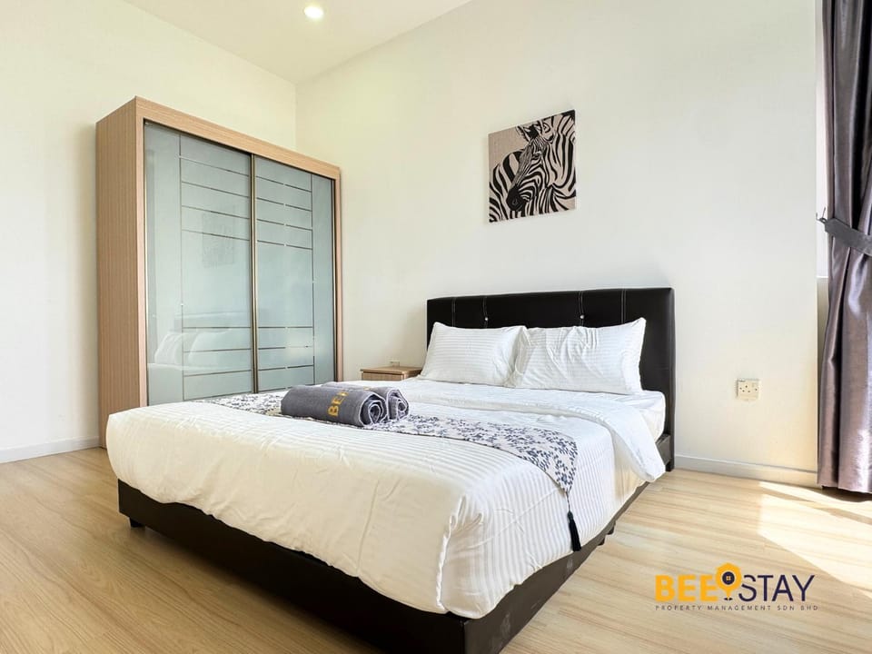 Taiping Crystal Creek Condo Pool Gym Netflix Apartment in Perak