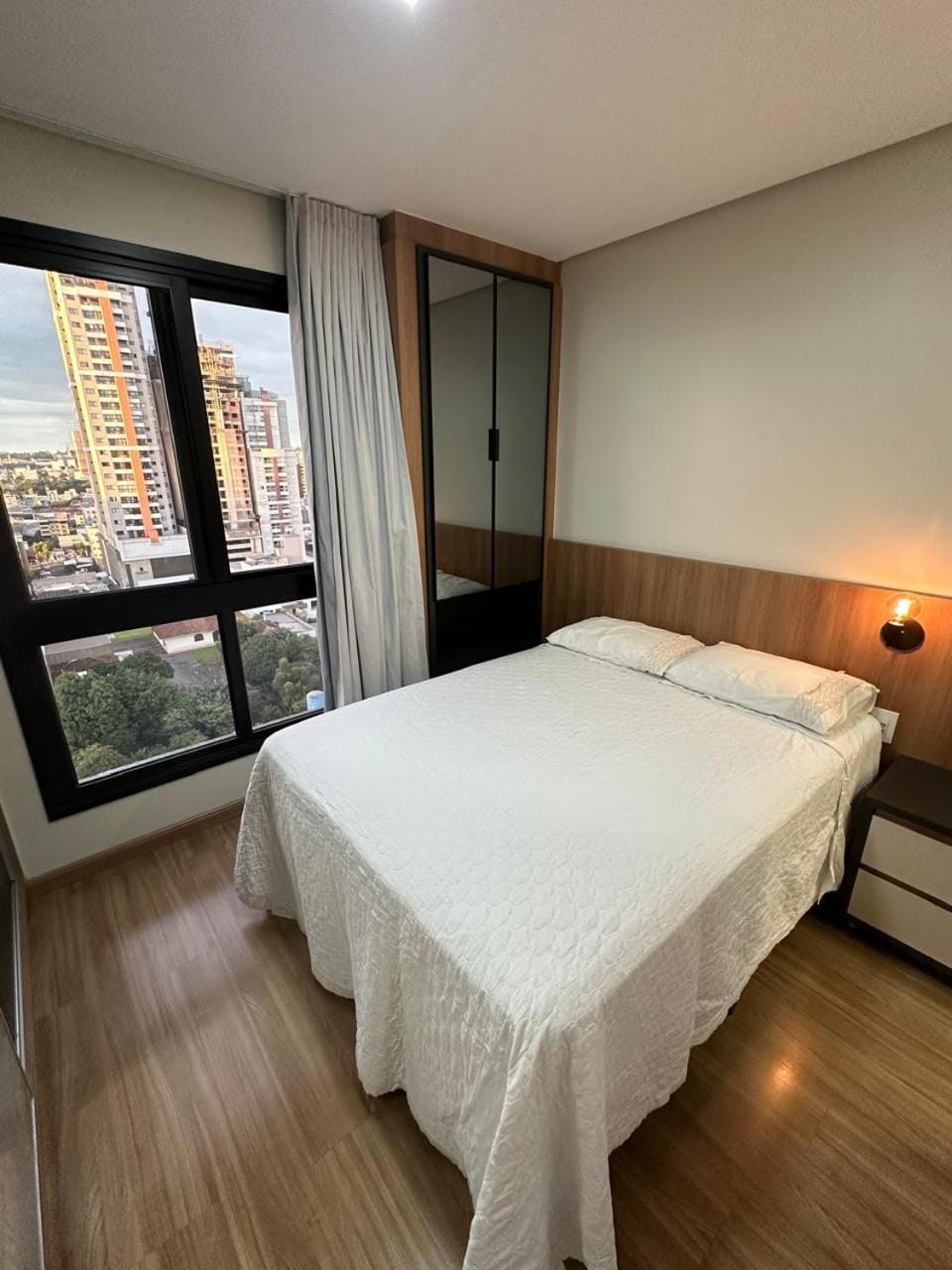 Bed, Fitness centre/facilities, Photo of the whole room, Bedroom, locker, towels
