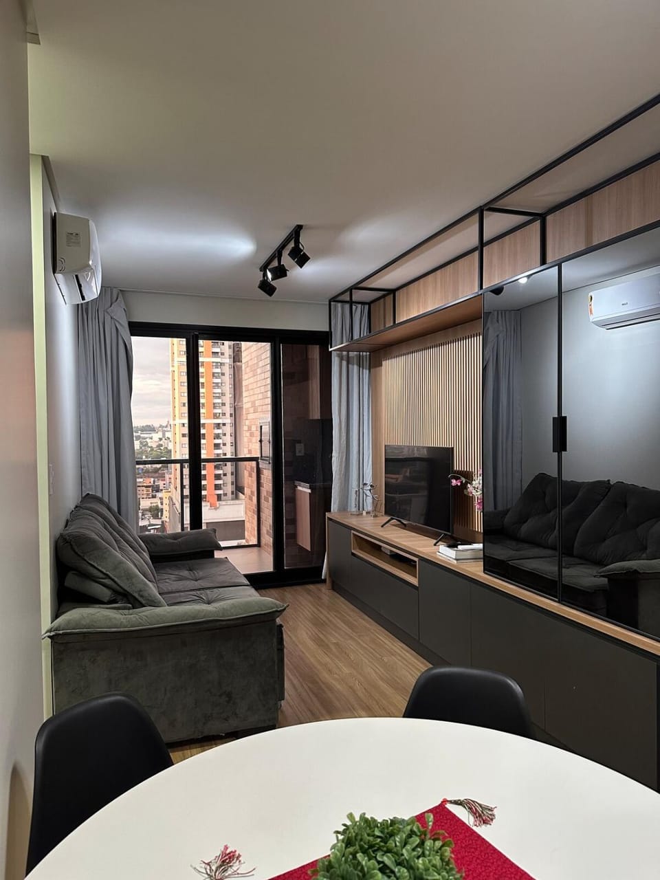 TV and multimedia, Living room, Seating area