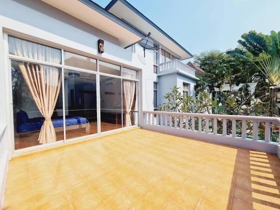 Meeting house Villa in Pattaya City