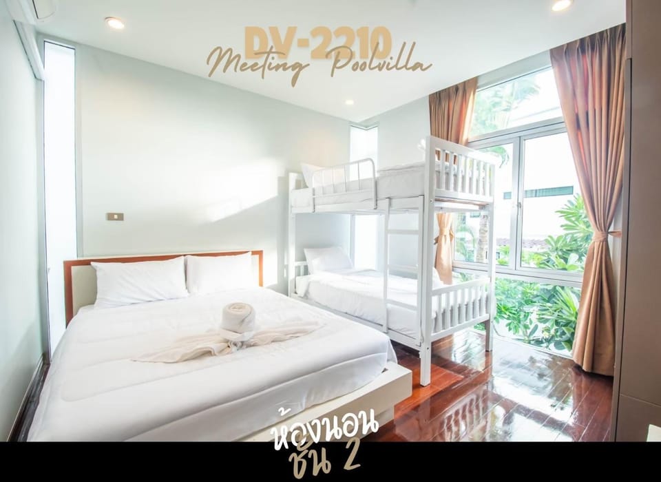Meeting house Villa in Pattaya City
