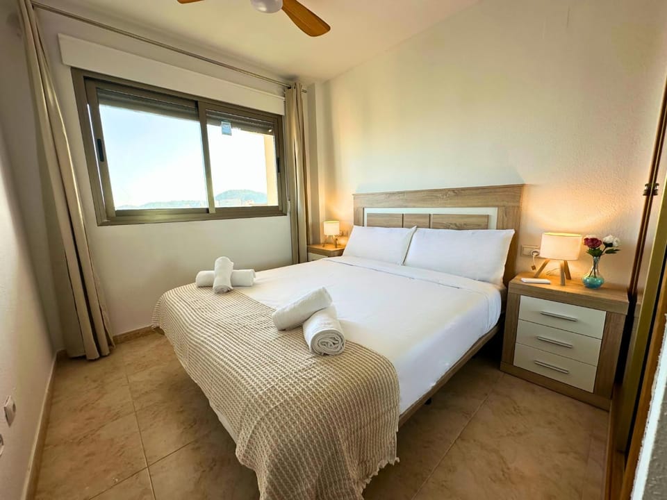 SkyVilla Benidorm: Sea, Sky & Relax Apartment in Marina Baixa