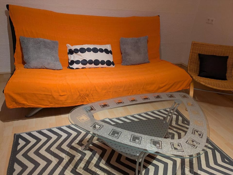 Living room, Photo of the whole room