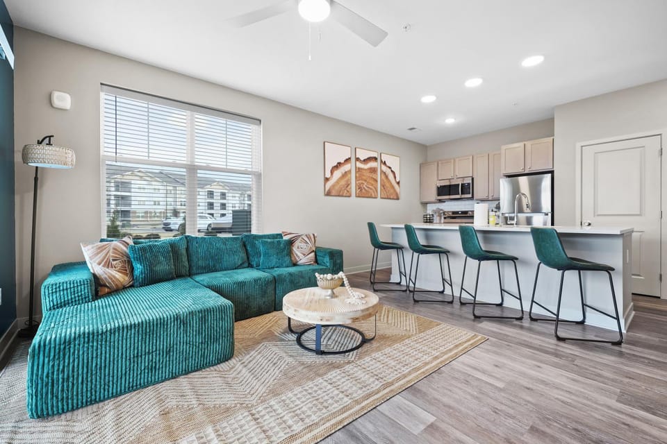 Kitchen or kitchenette, Living room, Dining area