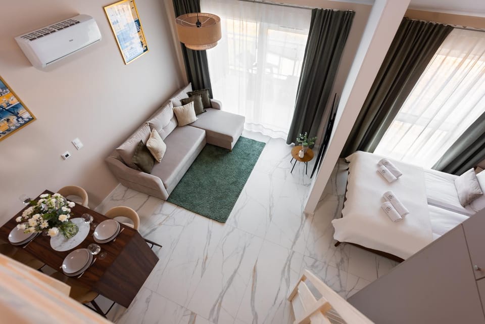 Living room, Photo of the whole room, Seating area
