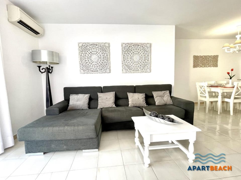 Living room, air conditioner