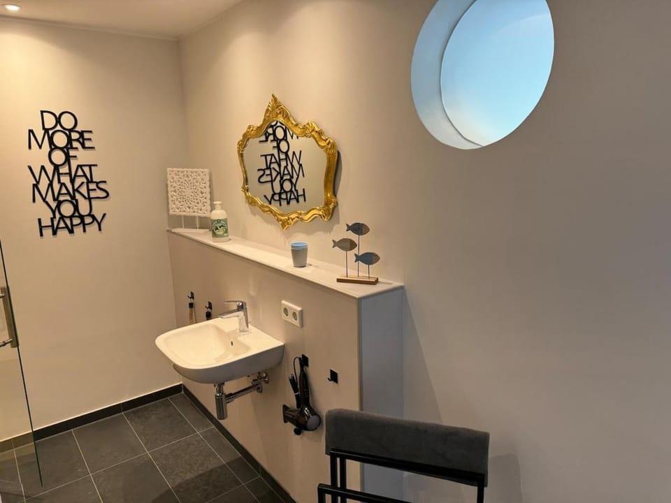 #7 Ommi Kese Soling See-Suite Sauna und Terrasse Apartment in Hesse