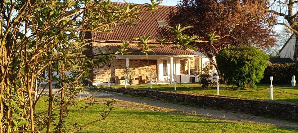 Property building, Garden, Balcony/Terrace